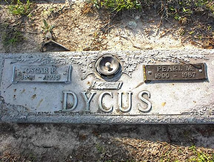 Oscar E Dycus