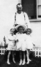 Ferris Myers and kids, June 1947